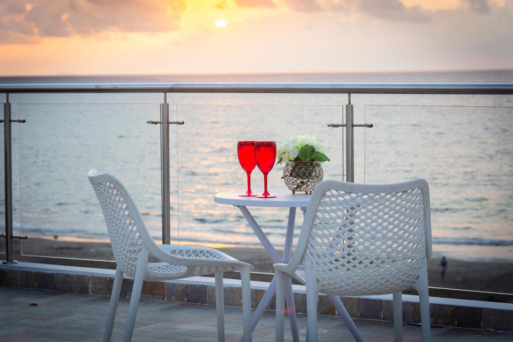 Amazing Beach House 13Br W/Pool & Staff Cartagena المظهر الخارجي الصورة