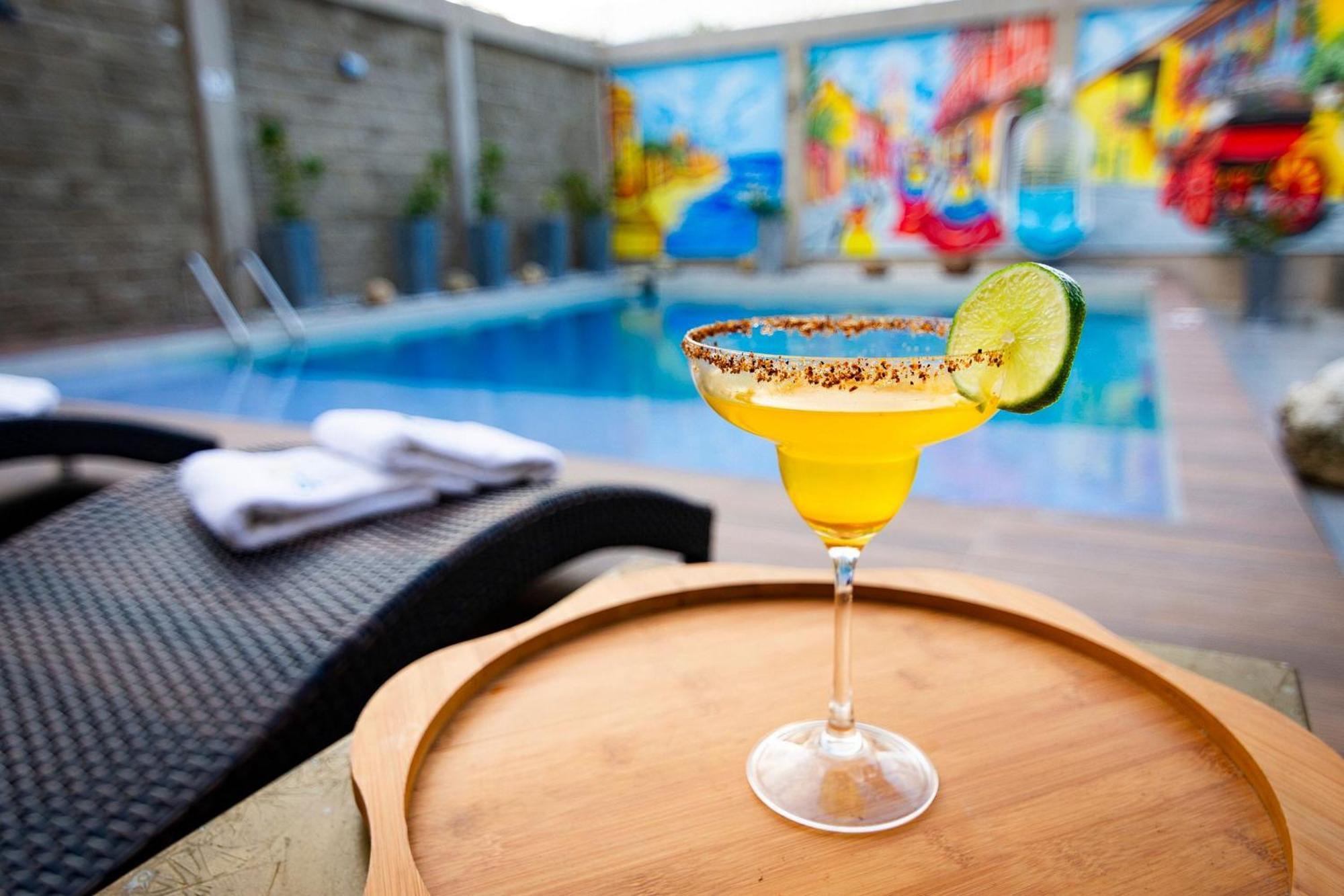 Amazing Beach House 13Br W/Pool & Staff Cartagena المظهر الخارجي الصورة