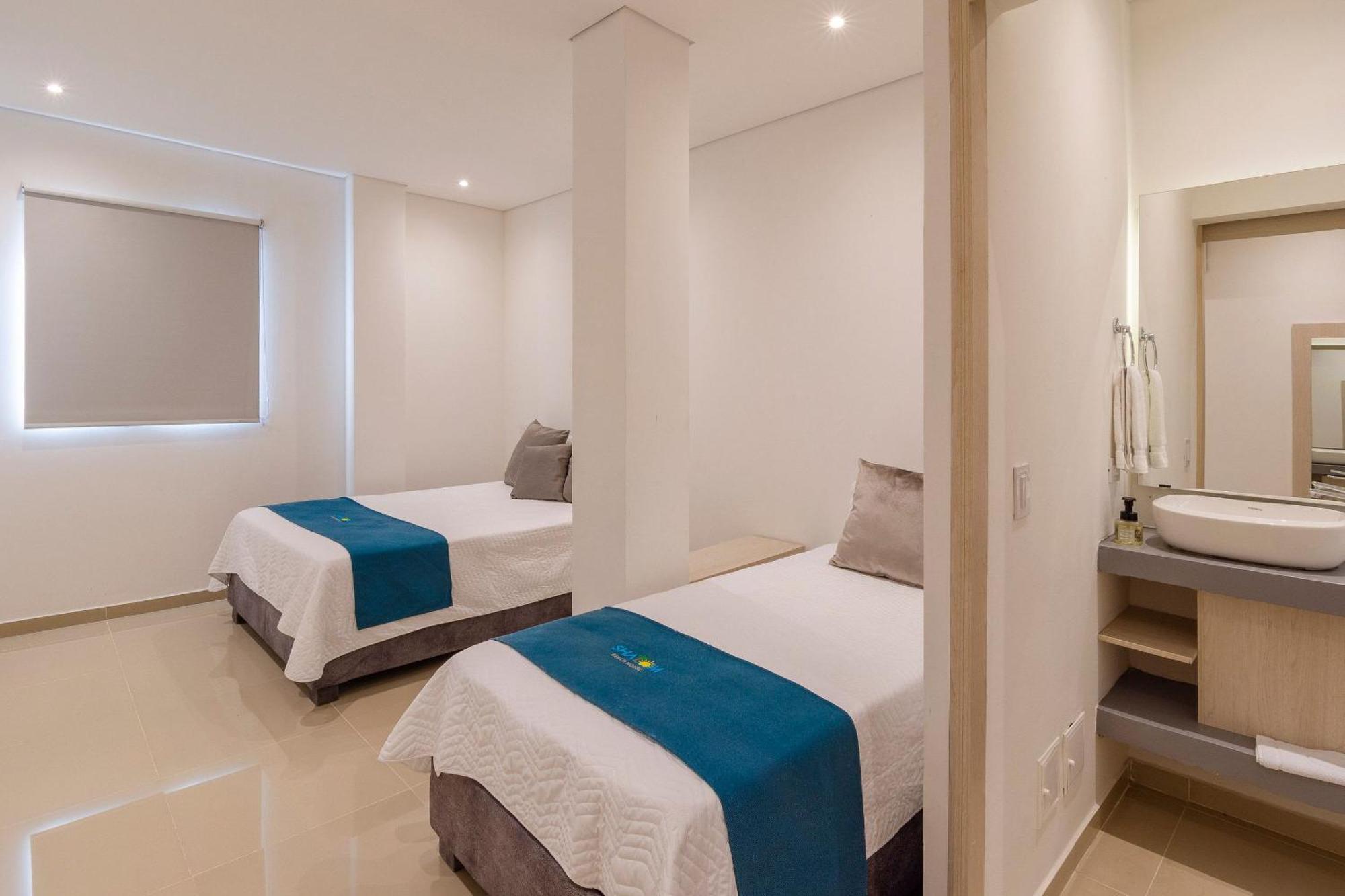 Amazing Beach House 13Br W/Pool & Staff Cartagena المظهر الخارجي الصورة