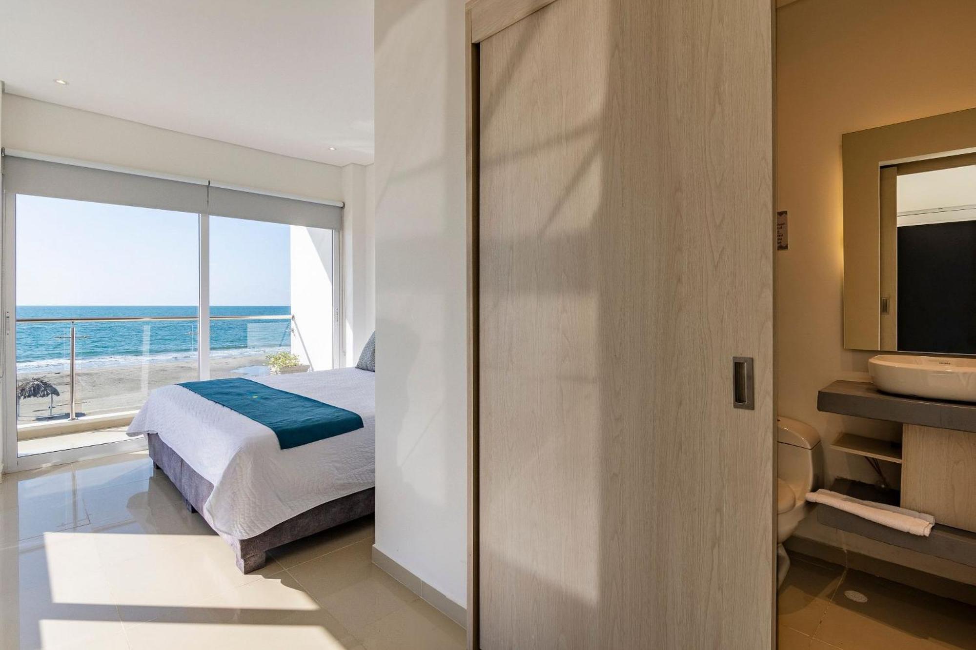 Amazing Beach House 13Br W/Pool & Staff Cartagena المظهر الخارجي الصورة